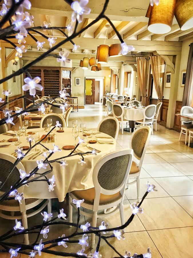 Logis Hotel La Foret Senonches Exterior foto