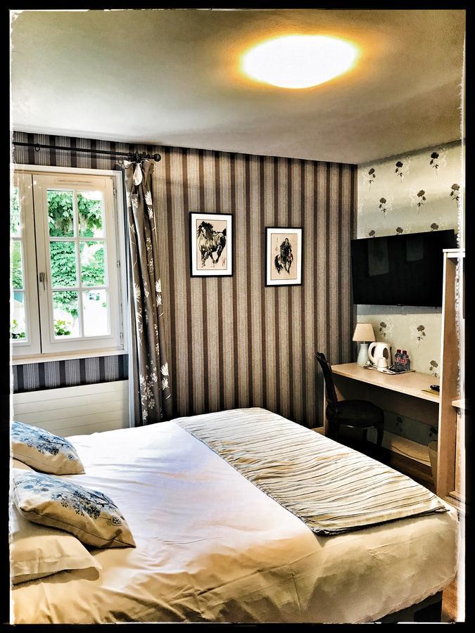 Logis Hotel La Foret Senonches Exterior foto